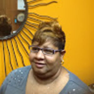 Meet your Posher, Juanita